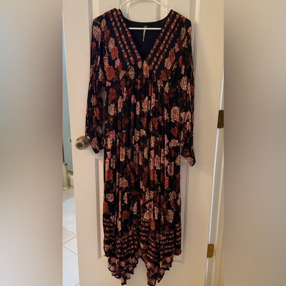 Free People Rows of Roses Maxi - Picture 2 of 5
